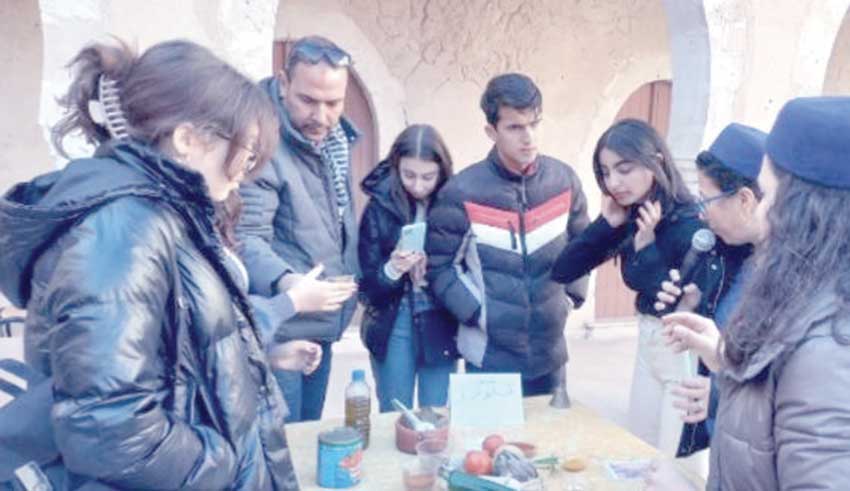 Des ateliers culinaires, des défilés de mode et des démonstrations de métiers d’antan sont autant d’activités proposées pour plonger au cœur de l’héritage culturel de Sfax.