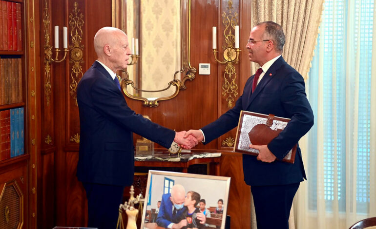 Kais Saïed appelle à une réforme urgente du transport public en Tunisie