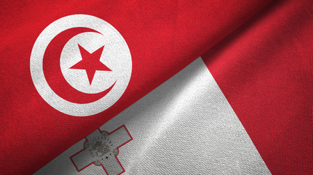 122329832 tunisie et malte deux drapeaux tissu textile texture de tissu