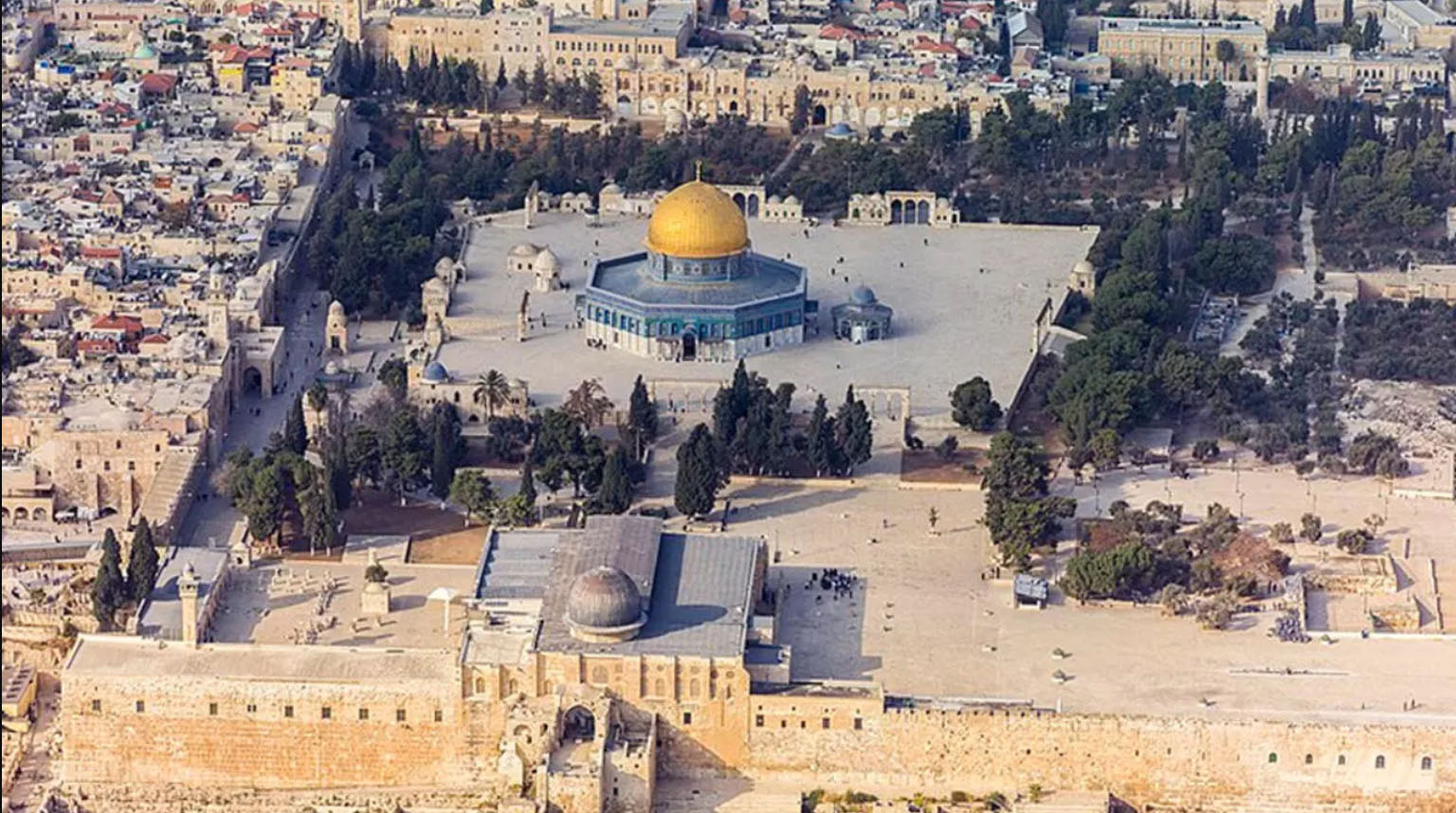 Le Mufti d’Al-Quds alerte sur les menaces de démolition de la mosquée Al-Aqsa
