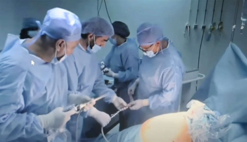 Chirurgie de l'obésité à l'hôpital ibn jazzar