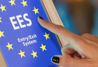 Ees