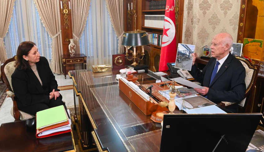 Kais saied presidence du gouvernement gabes